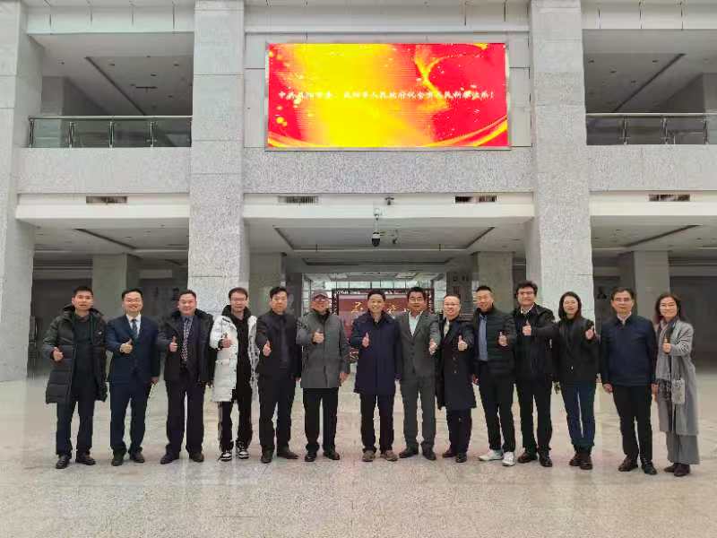 1月24日，召開海外僑胞回鄉座談會